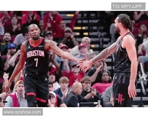 杜兰特荣膺1月6日NBA最佳球员展现超凡实力引领球队胜利 杜兰特荣膺1月6日NBA最佳球员展现超凡实力引领球队胜利